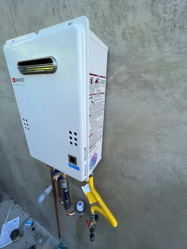 Tankless water heater installation for Windsor Hills homes